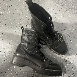 Zara ankle boots size 39